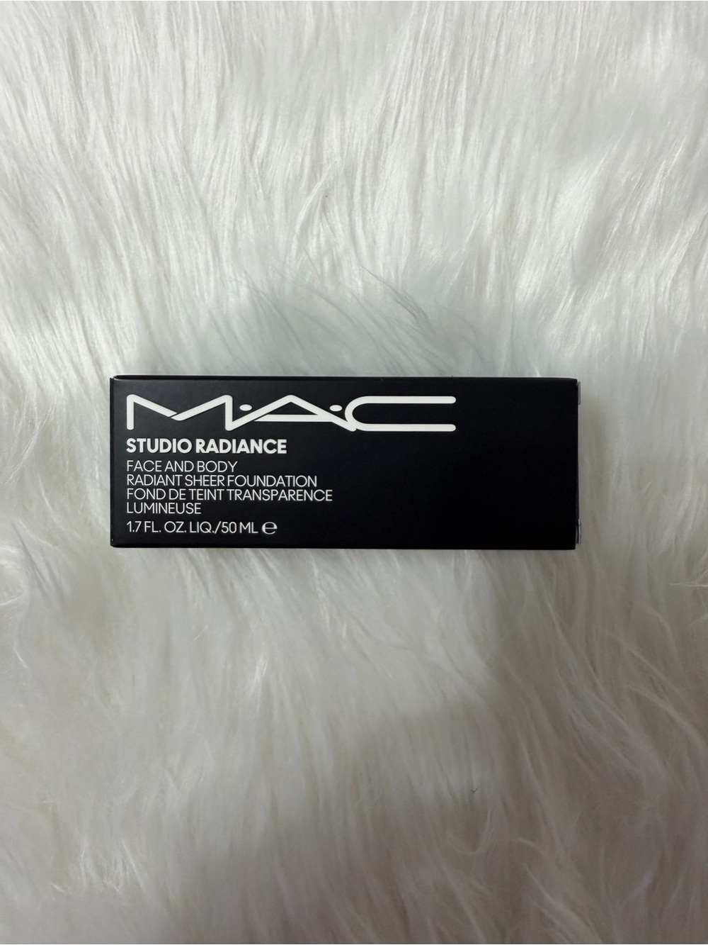 MAC Studio Radiance Face and Body Foundation -N7